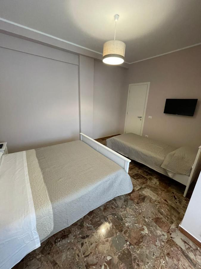Alloggio Turistico Dea Bendata Anzio Exteriör bild
